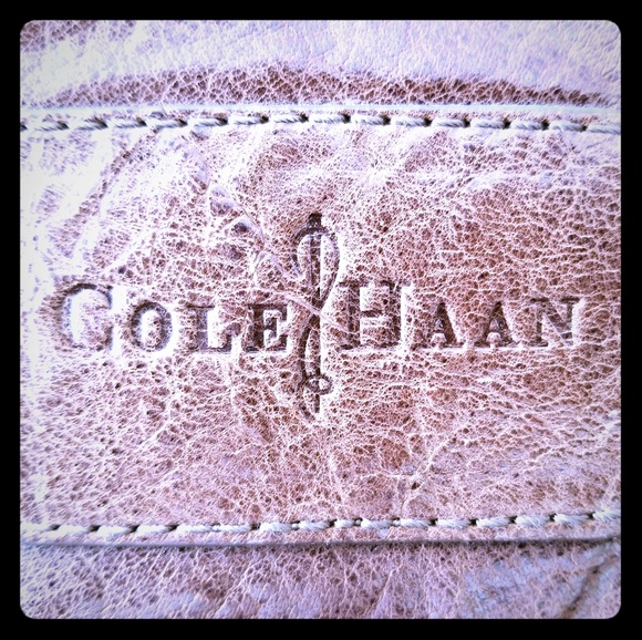 Cole Haan Handbags - Cole Haan Crossbody/Messenger bag